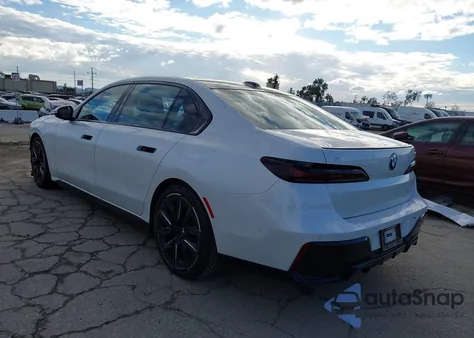 2024 BMW I7 xDrive60 z USA, uszkodzony, nr VIN WBY53EJ0XRCS18286